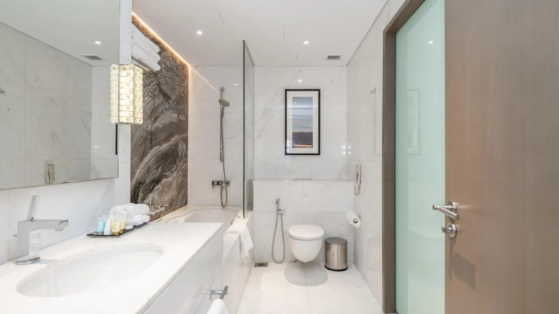 Holistay Luxury Collection Dubai Mall 1-Br Downtown 0*,
